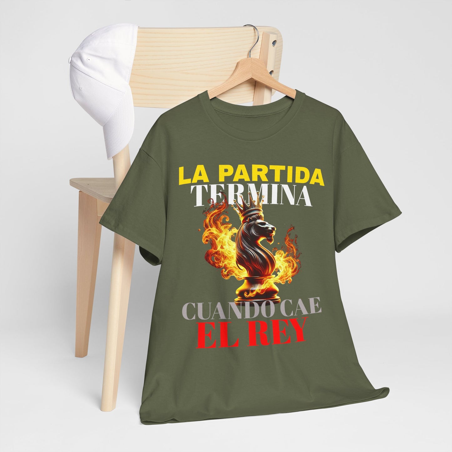 CAMISETA HOMBRE ALFA "LA PARTIDA TERMINA CUANDO CAE EL REY".(EUROPA)