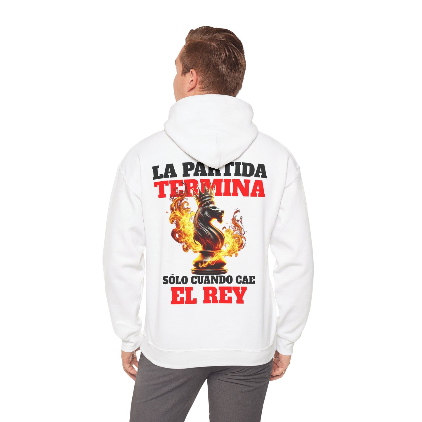 SUDADERA CON GORRO "LA PARTIDA TERMINA CUANDO CAE EL REY". (EUROPA).