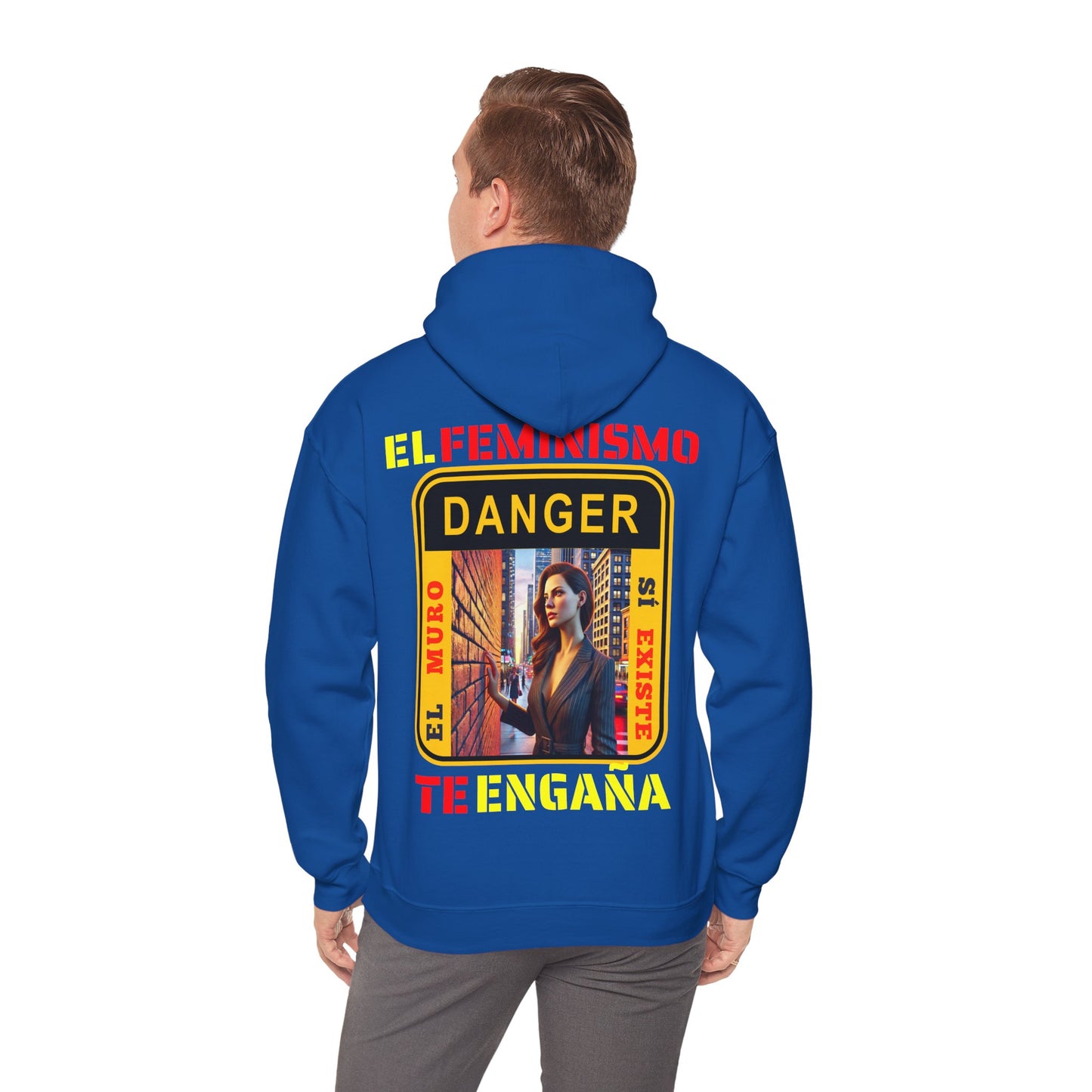 SUDADERA CON GORRO "EL FEMINISMO TE ENGAÑA". (EUROPA).