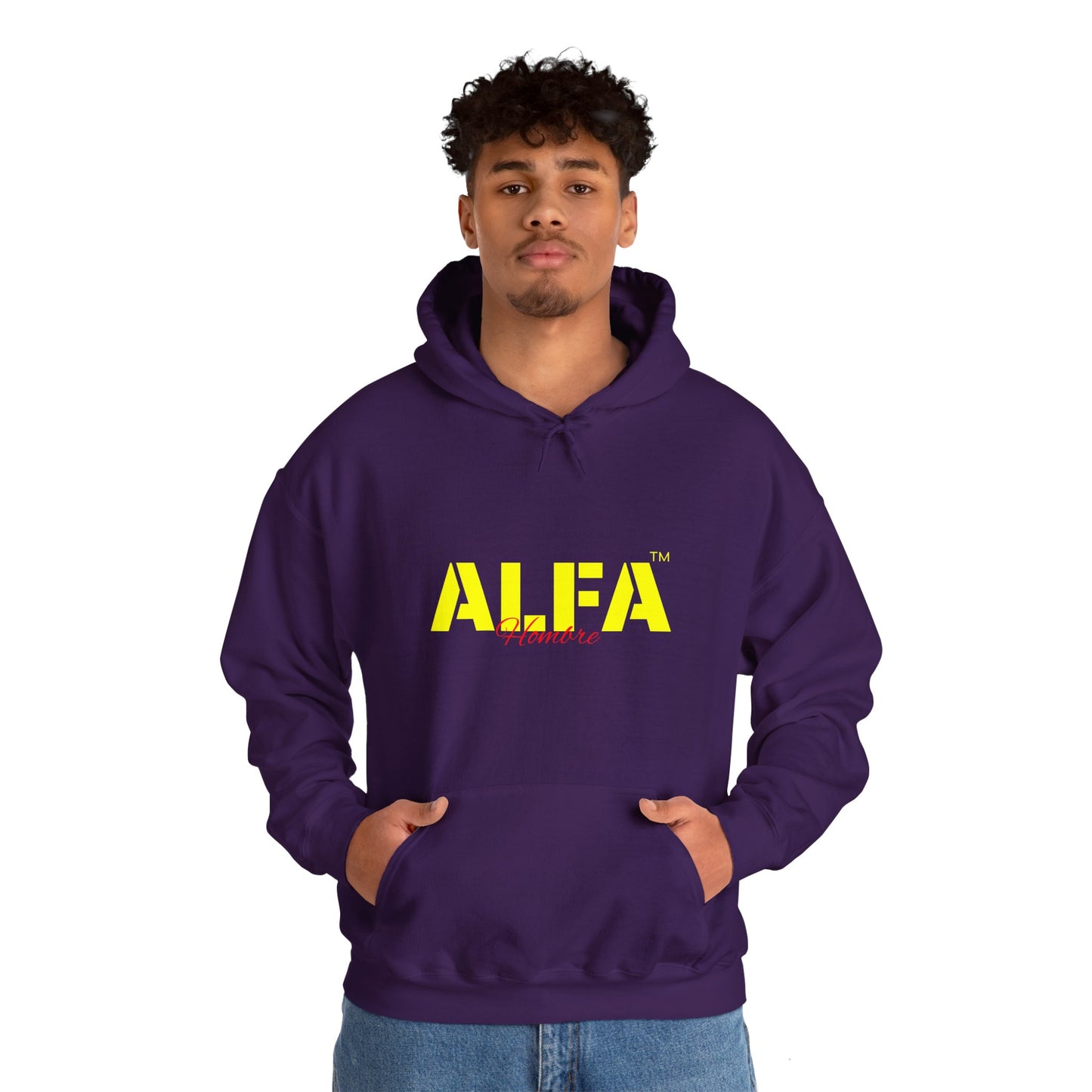 SUDADERA CON GORRO"NUNCA ME RINDO". (EUROPA).