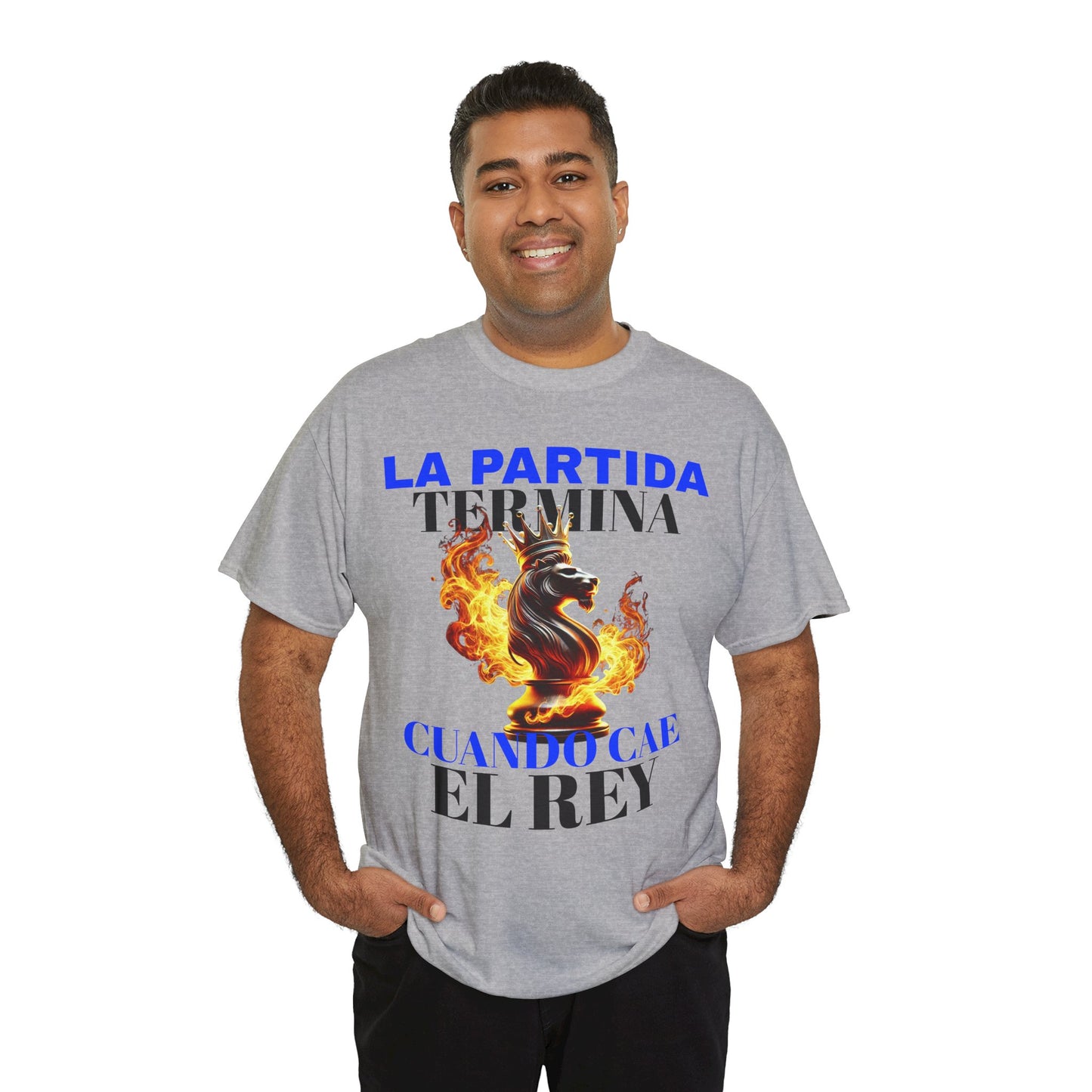 CAMISETA HOMBRE ALFA "LA PARTIDA TERMINA CUANDO CAE EL REY".(EUROPA)