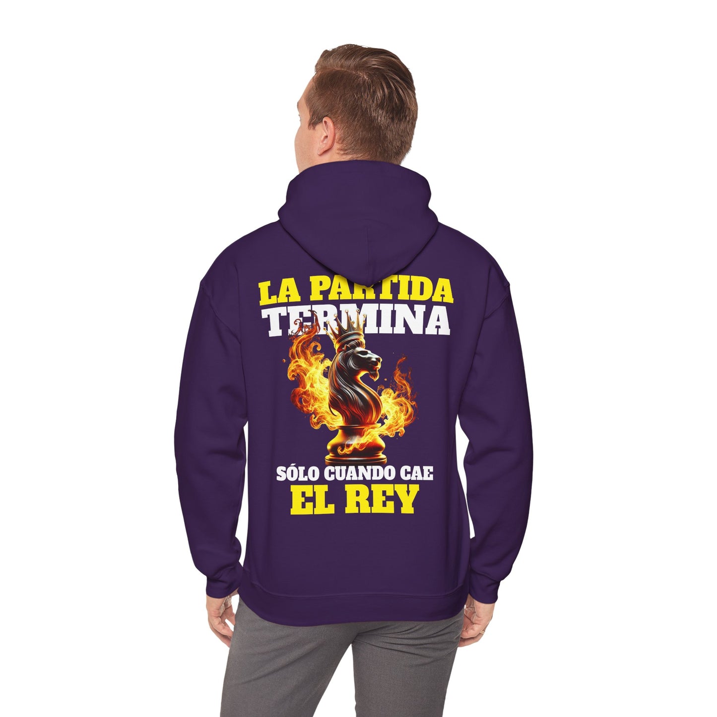SUDADERA CON GORRO "LA PARTIDA TERMINA CUANDO CAE EL REY". (EUROPA).