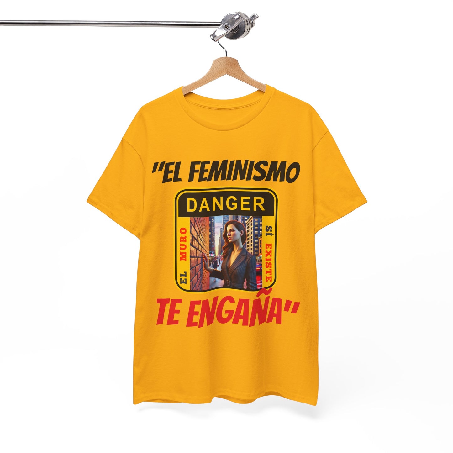 CAMISETA HOMBRE ALFA "EL FEMINISMO TE ENGAÑA".(EUROPA)