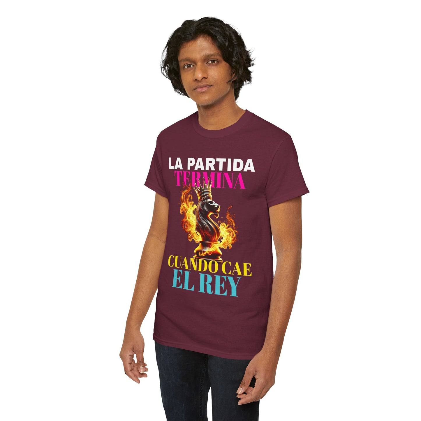 CAMISETA HOMBRE ALFA "LA PARTIDA TERMINA CUANDO CAE EL REY".(EUROPA)