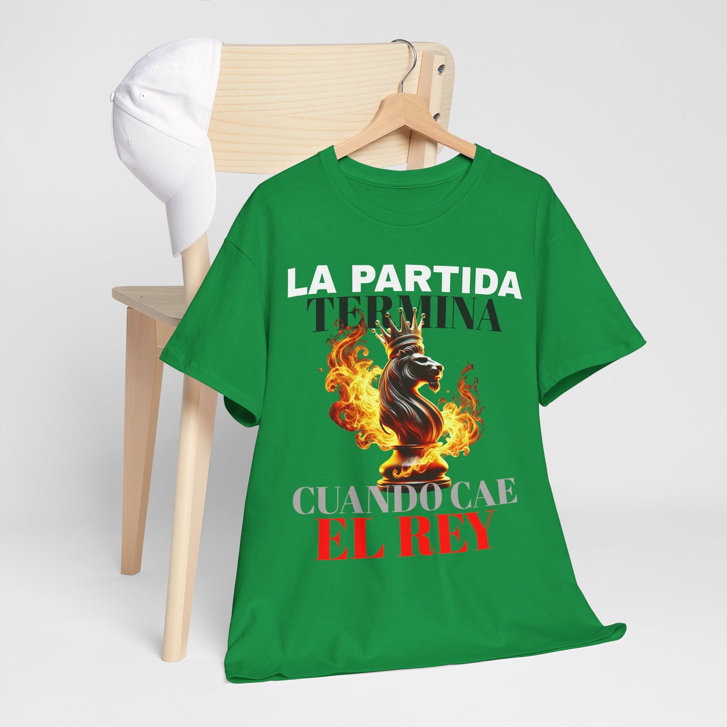 CAMISETA HOMBRE ALFA "LA PARTIDA TERMINA CUANDO CAE EL REY".(EUROPA)