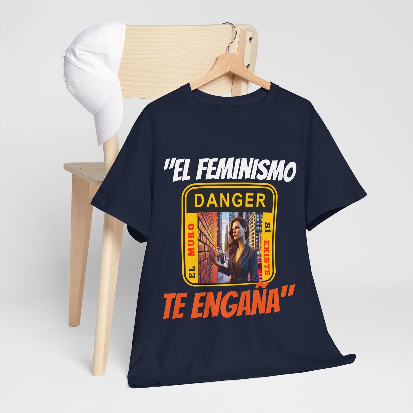 CAMISETA HOMBRE ALFA "EL FEMINISMO TE ENGAÑA".(EUROPA)