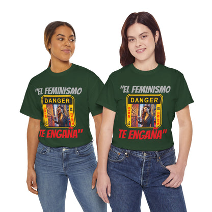 CAMISETA HOMBRE ALFA "EL FEMINISMO TE ENGAÑA".(EUROPA)