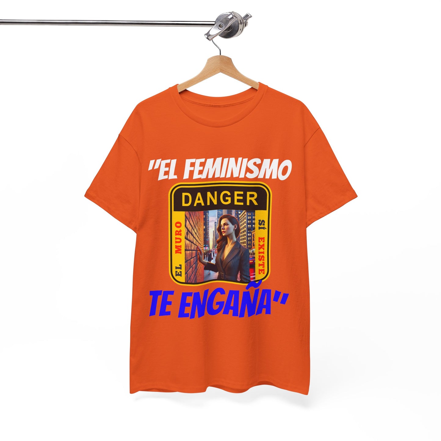 CAMISETA HOMBRE ALFA "EL FEMINISMO TE ENGAÑA".(EUROPA)